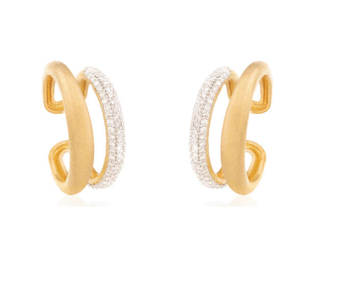 18kt yellow gold one sided earcuff with diamonds